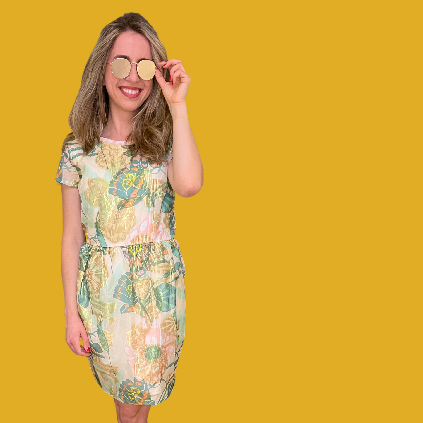 Dress - Open backs, floral pattern, iridescent green, light orange and golden Size M (38)
