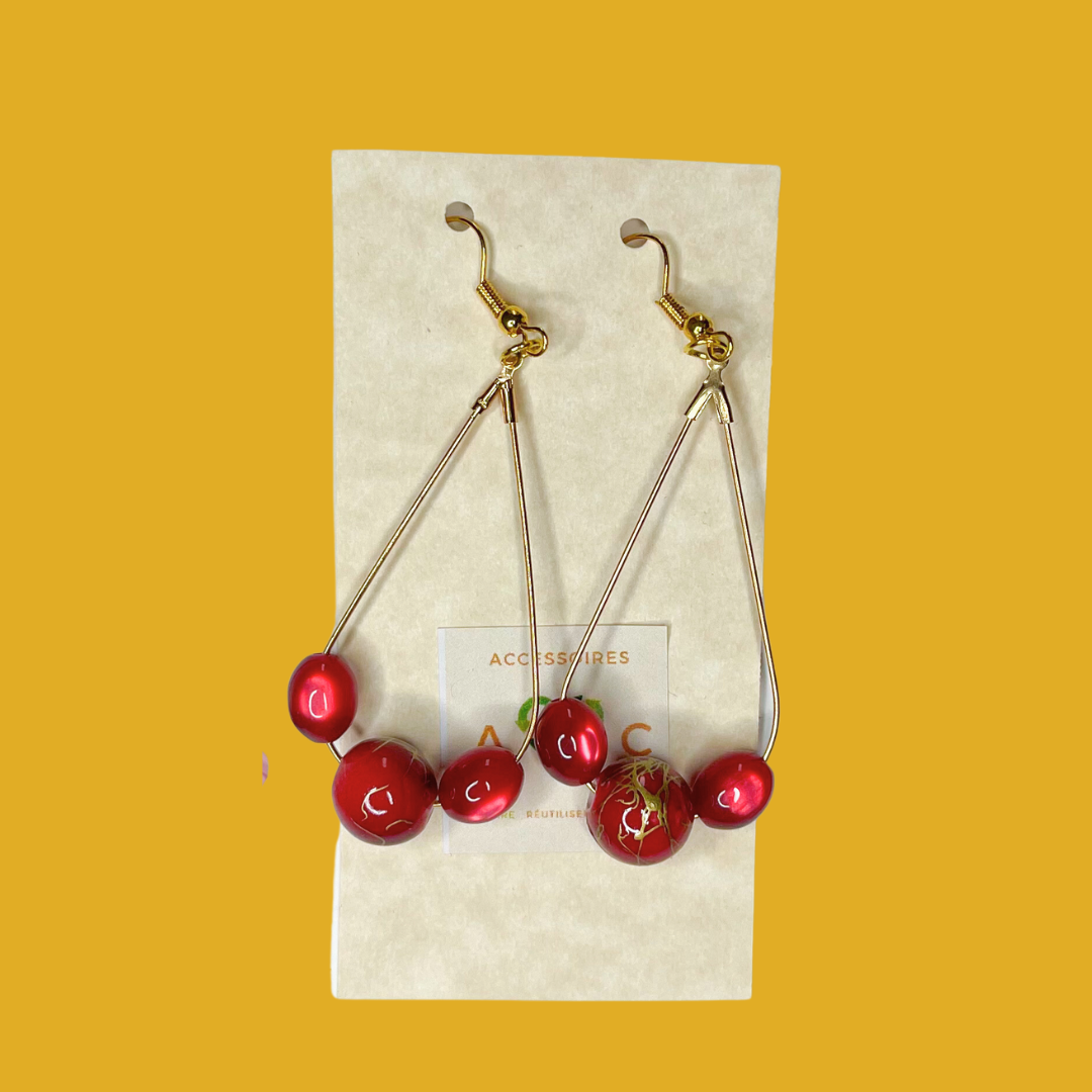 Boucles d'oreilles - Forme goutte dorée ou argentée avec perles colorées