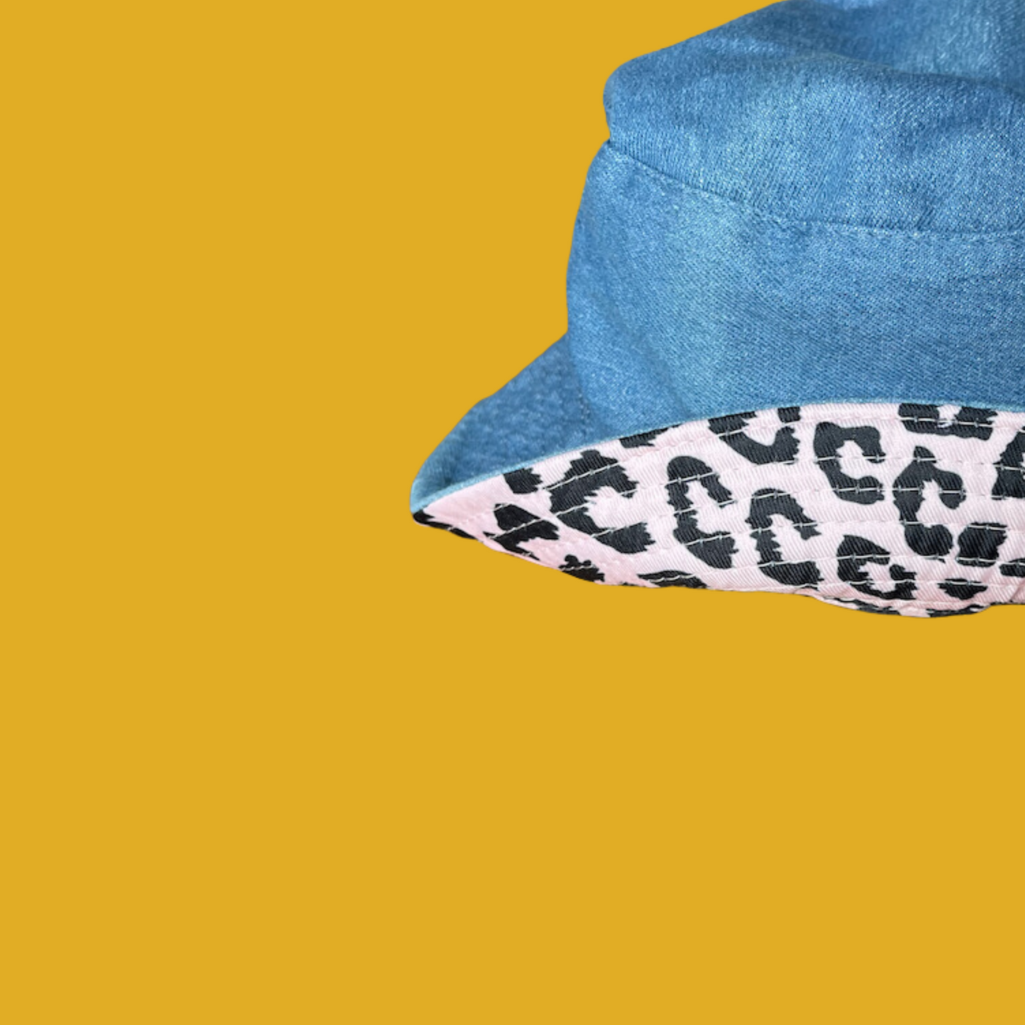 Bucket hat - Reversible pink leopard and denim size M