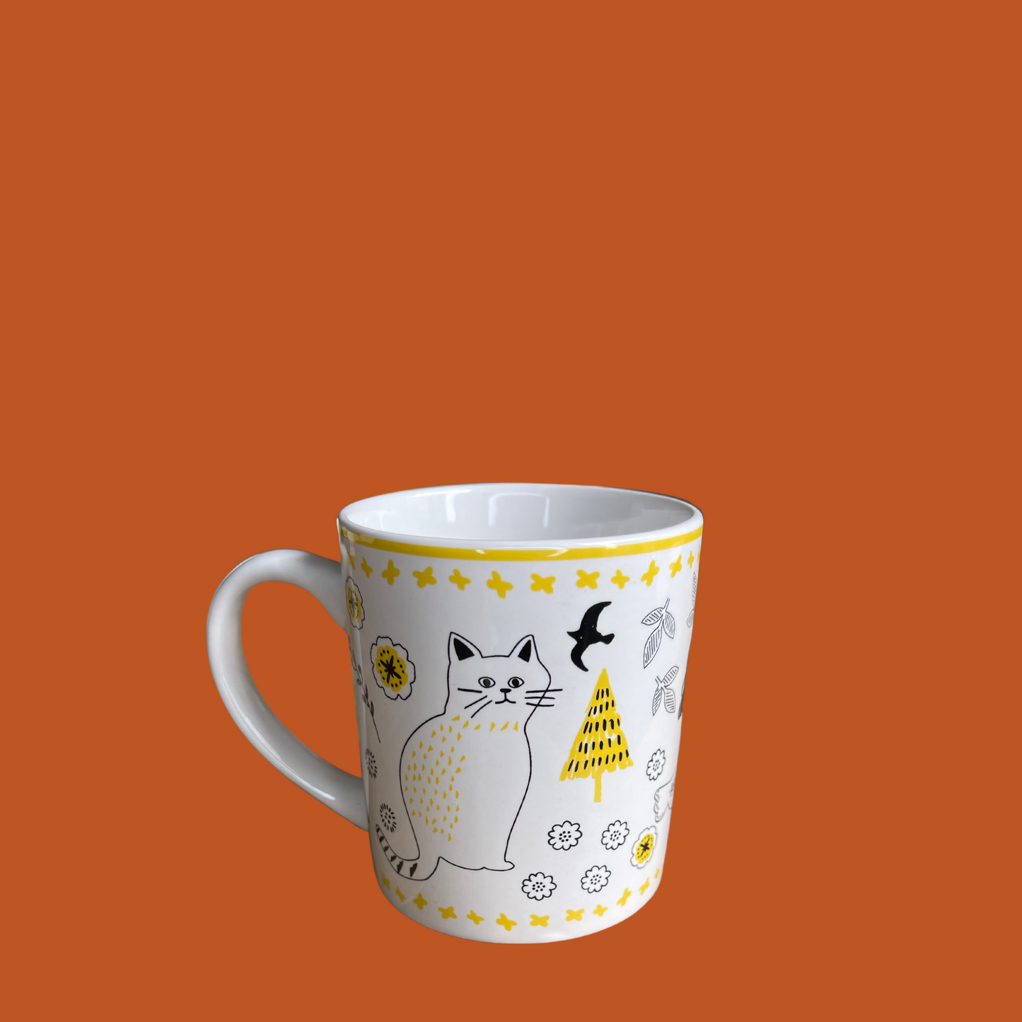 Mug - Jaune et blanc avec chat noir et oiseaux
