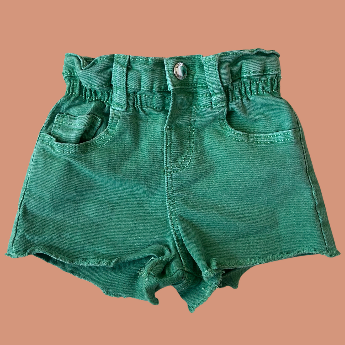 Baby shorts - Green size 9-12 month