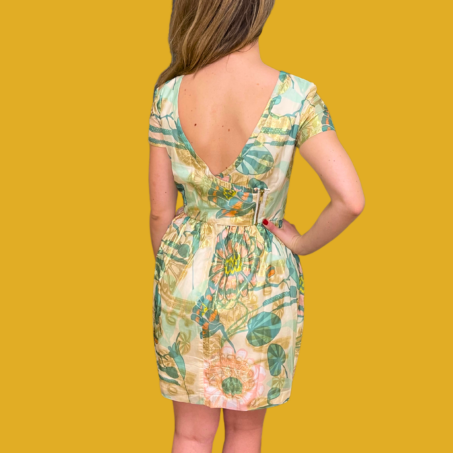 Dress - Open backs, floral pattern, iridescent green, light orange and golden Size M (38)