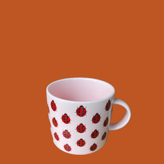 Mug - Coccinelles rouges sur rose pastel